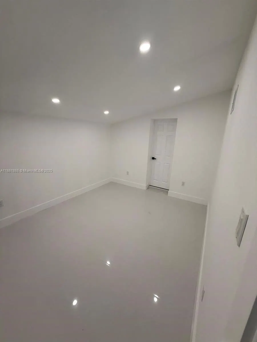 20181 NW 14th Pl