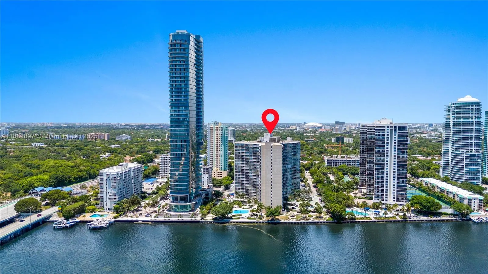 2451 Brickell Ave, #3E