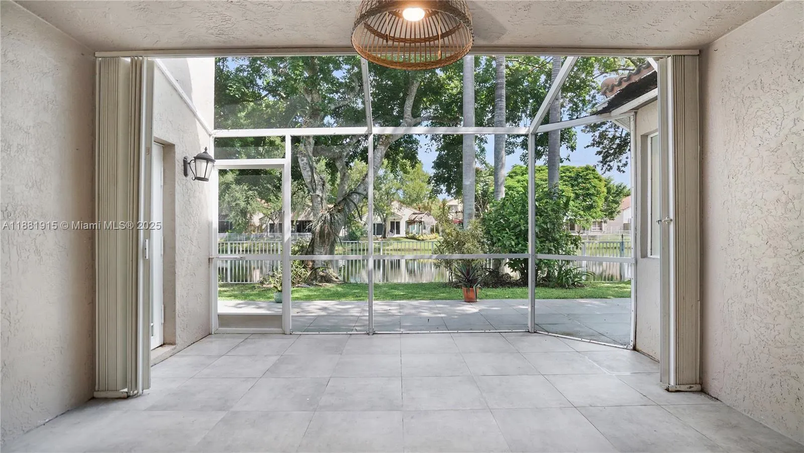 1051 NW 108th Ave