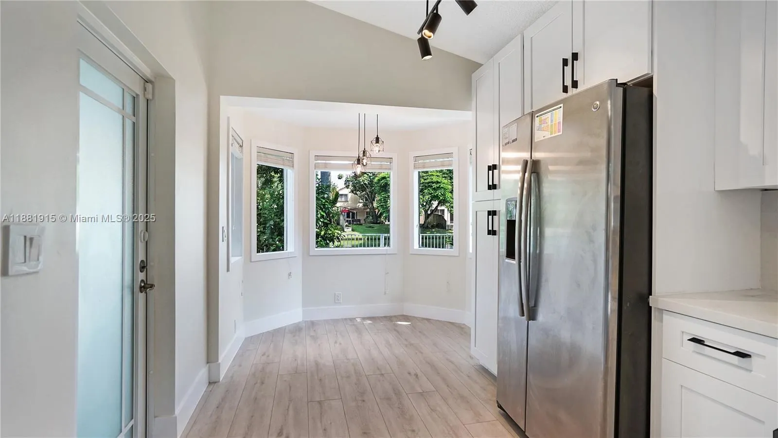 1051 NW 108th Ave