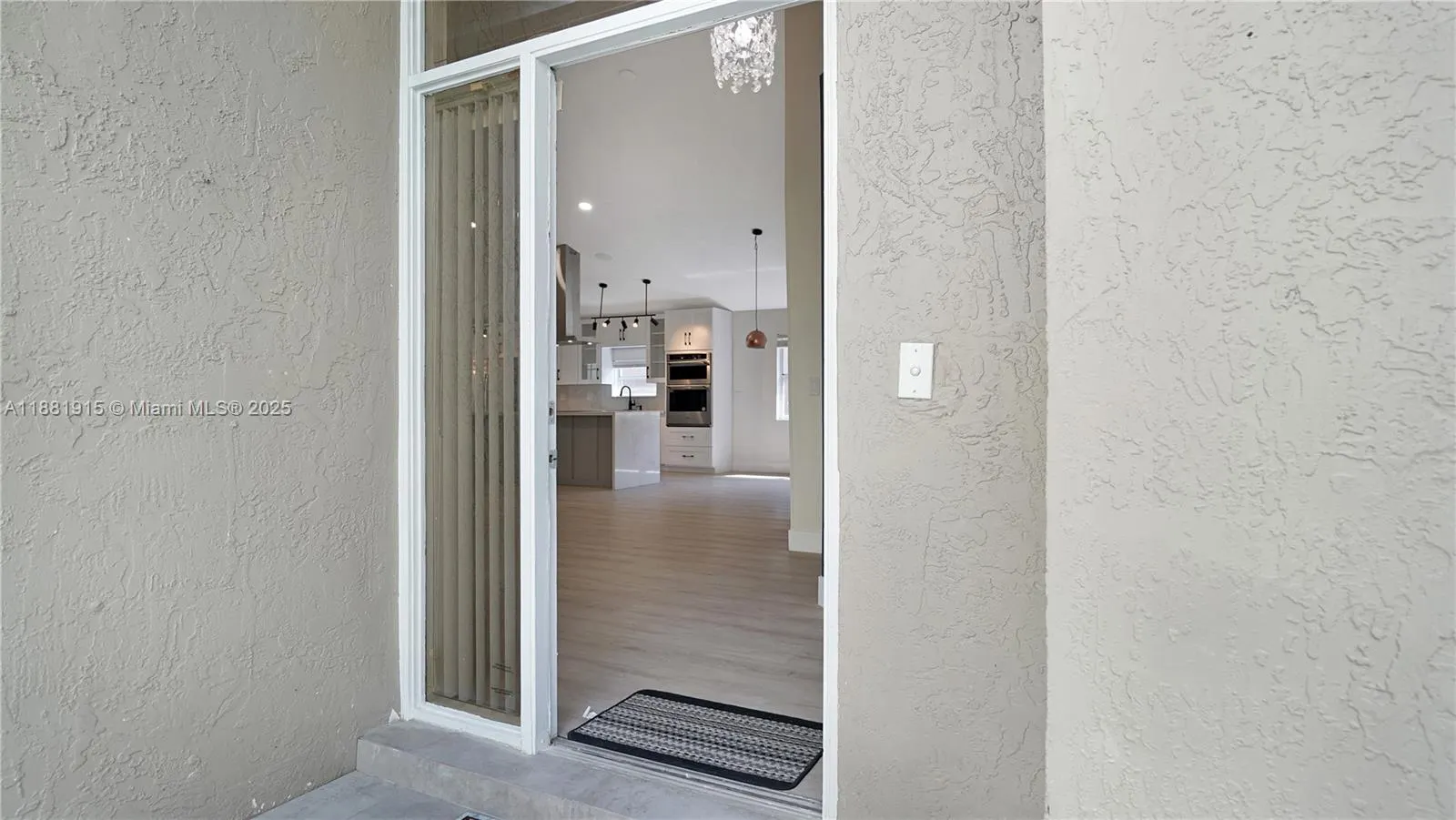 1051 NW 108th Ave