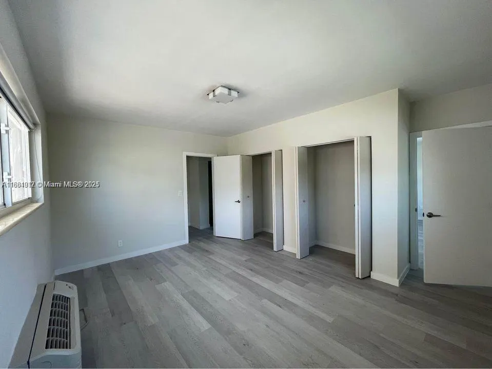 1525 Michigan Ave, #4