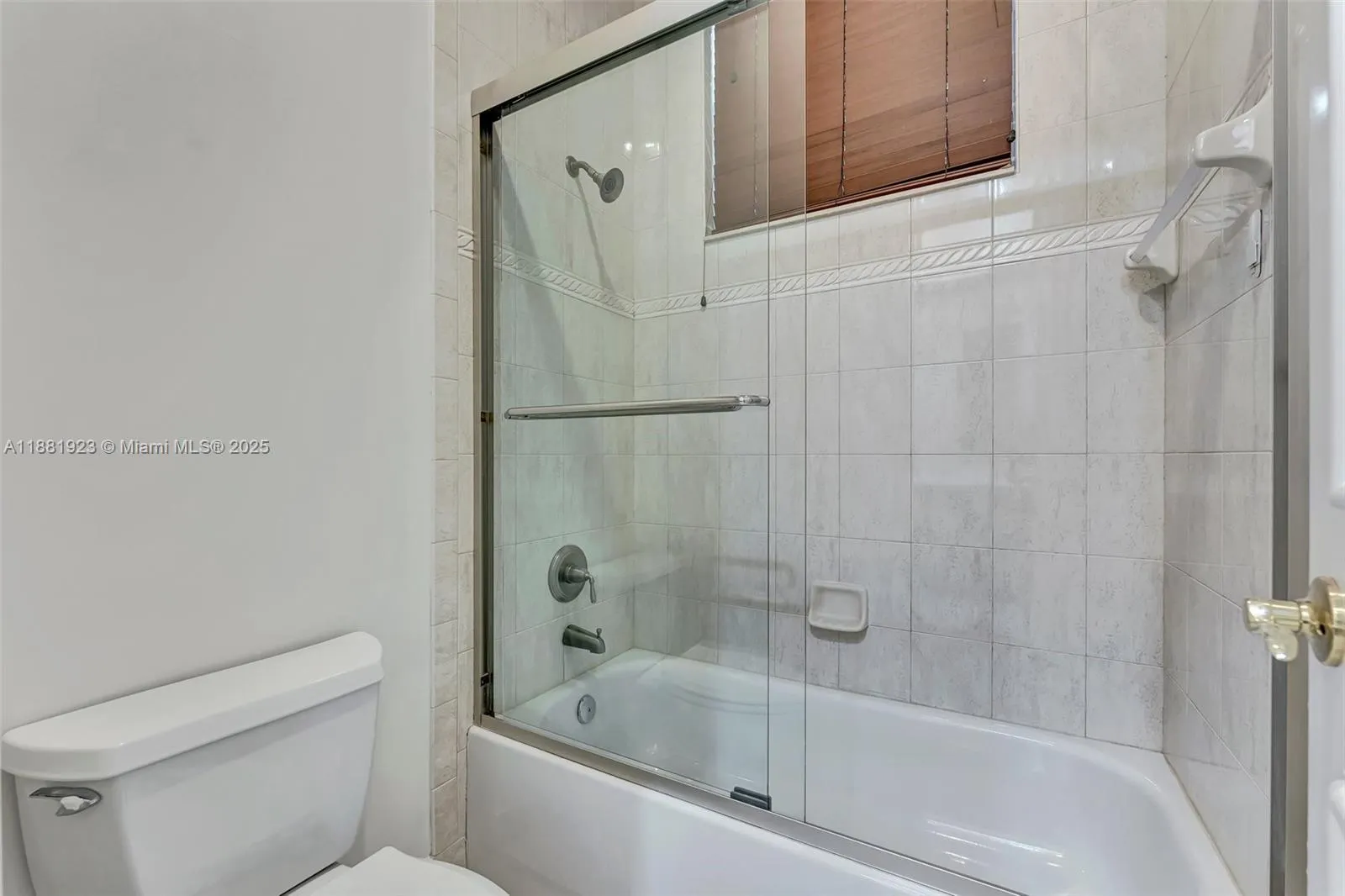 3203 W Stonebrook Cir