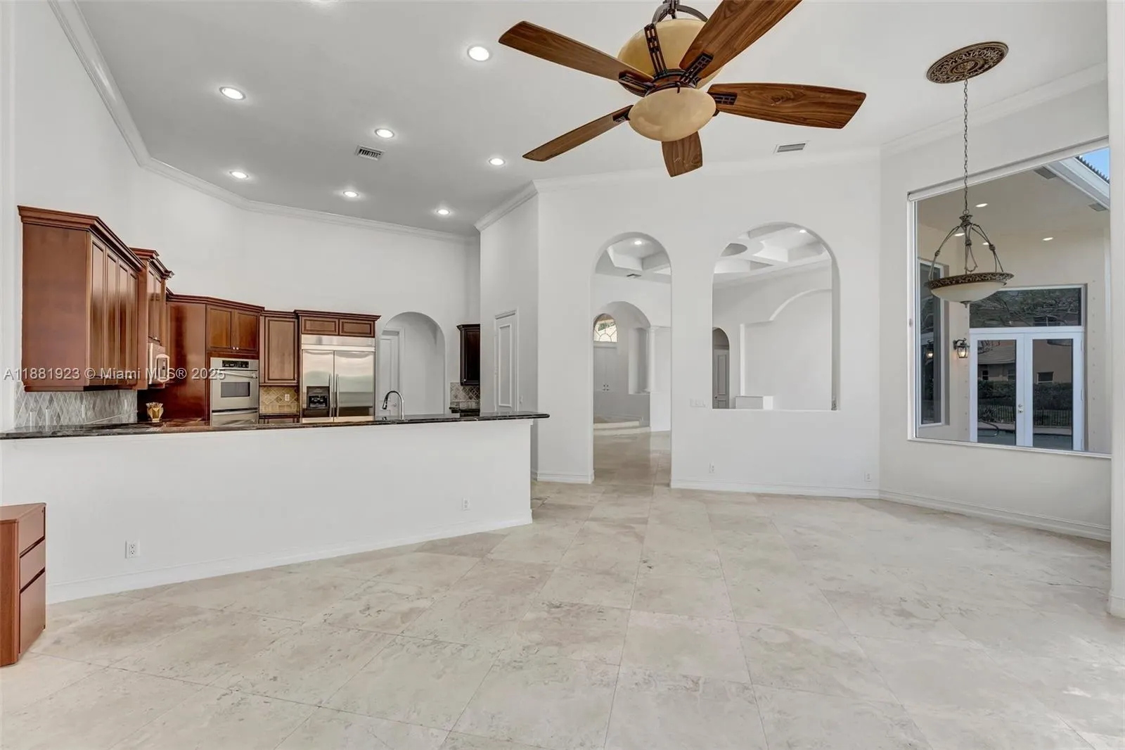 3203 W Stonebrook Cir