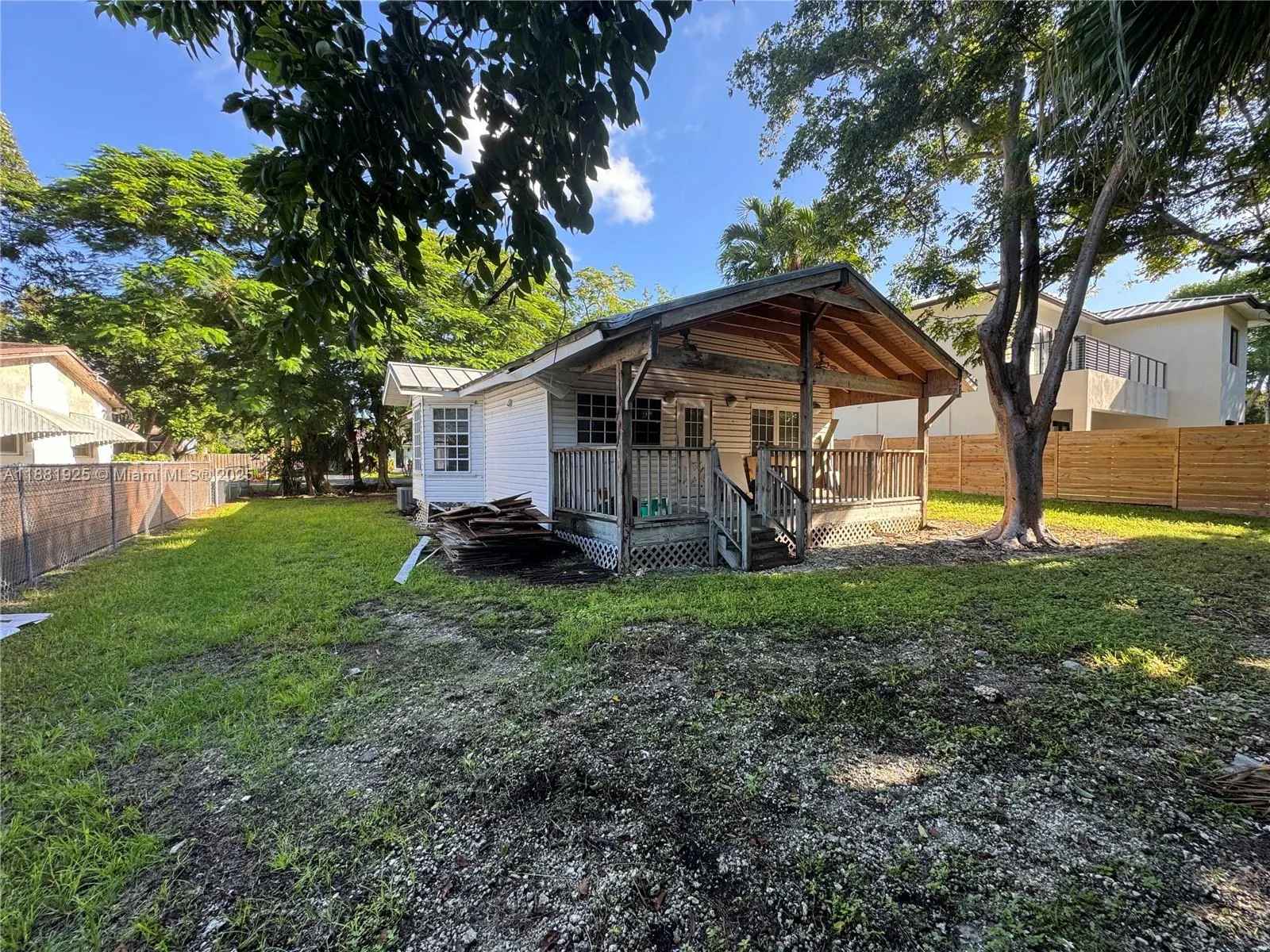 8920 SW 157th St