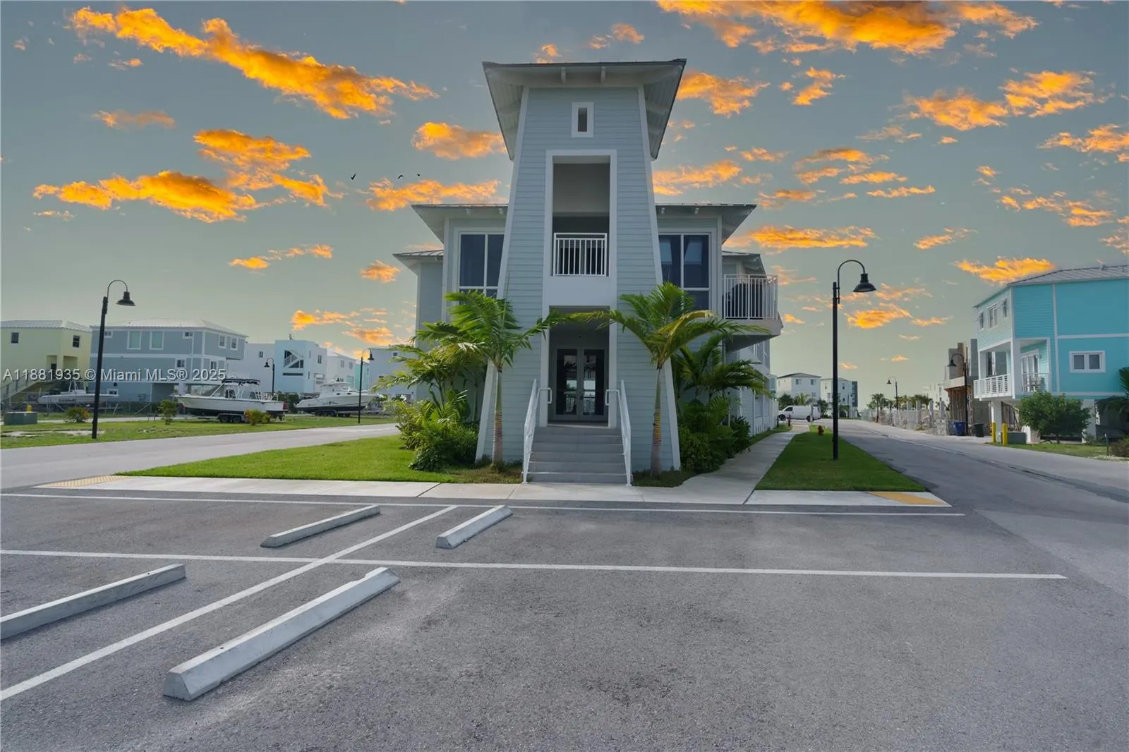 94825 Overseas Hwy 178