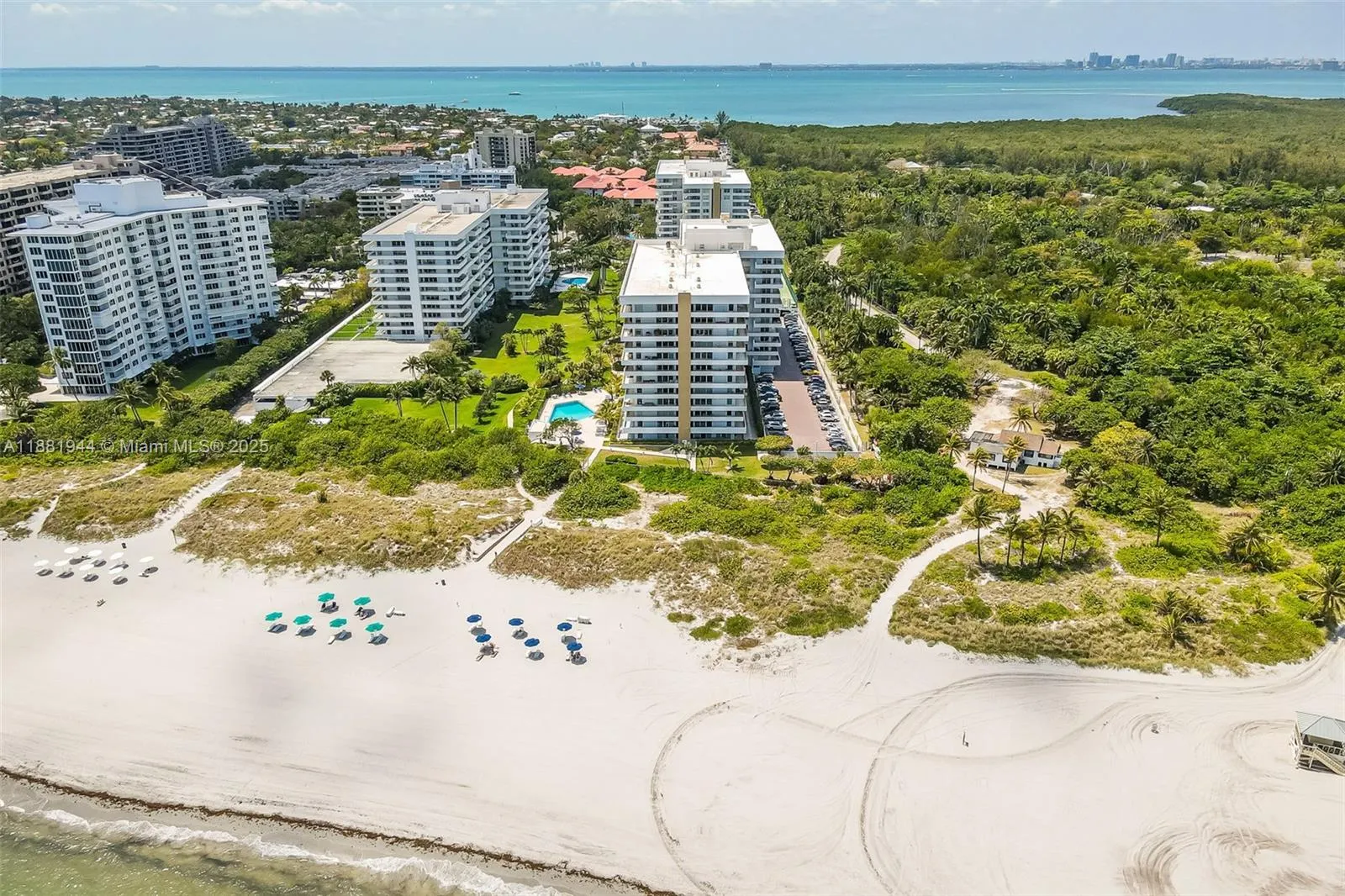 155 Ocean Lane Dr, #300