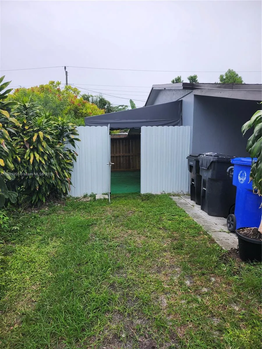4301 NW 59th Ct
