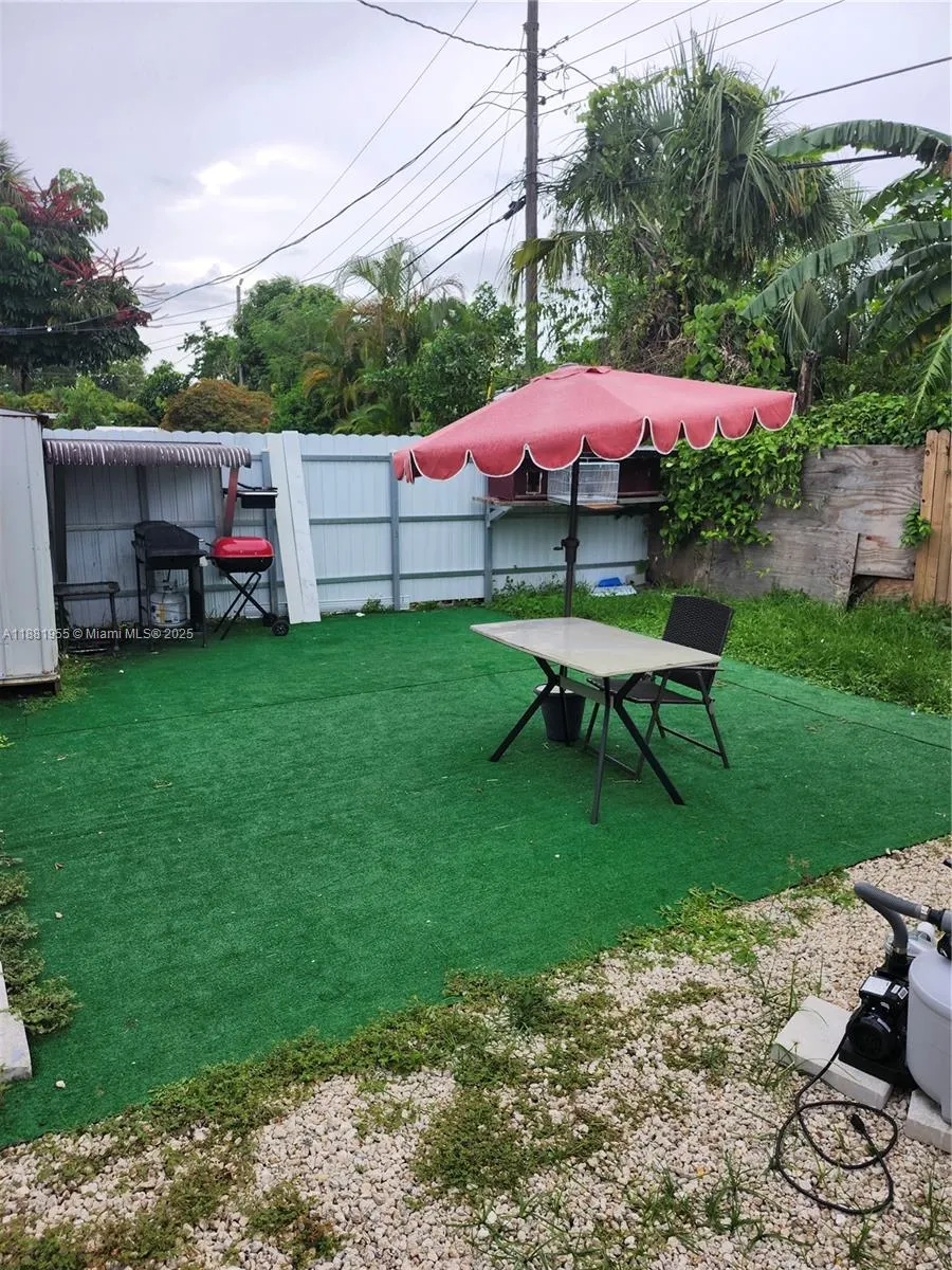 4301 NW 59th Ct