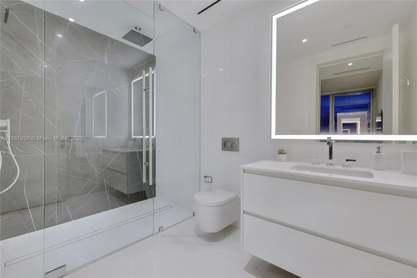300 Biscayne Boulevard Way, #5108