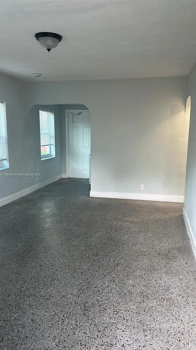 2315 Adams St, #29