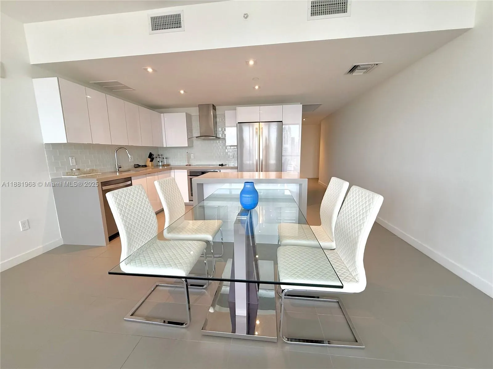 1600 NE 1st Ave, #3210
