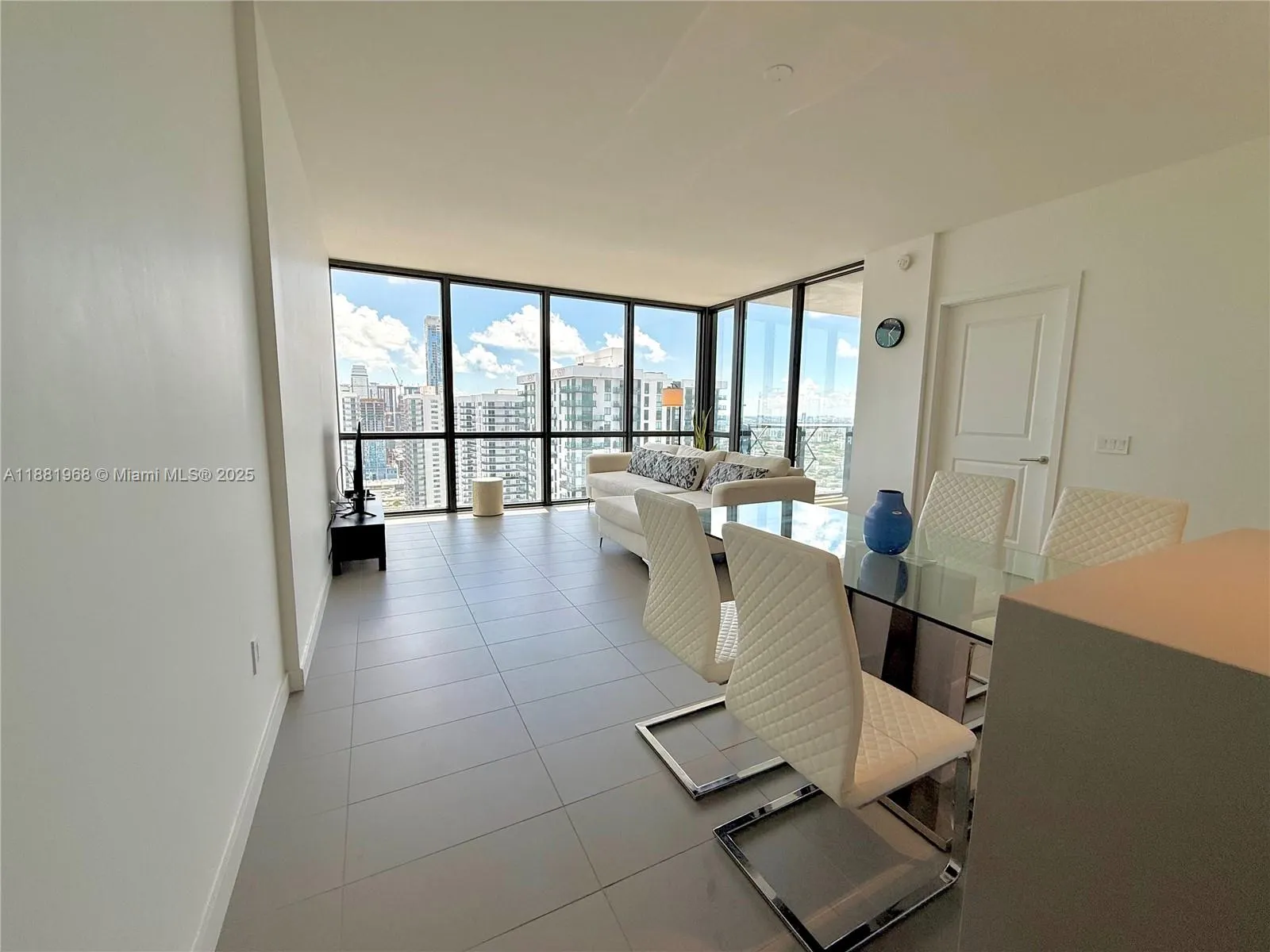 1600 NE 1st Ave, #3210