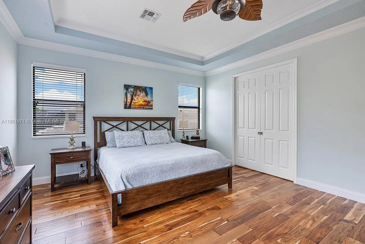 12097 Boca Reserve Ln