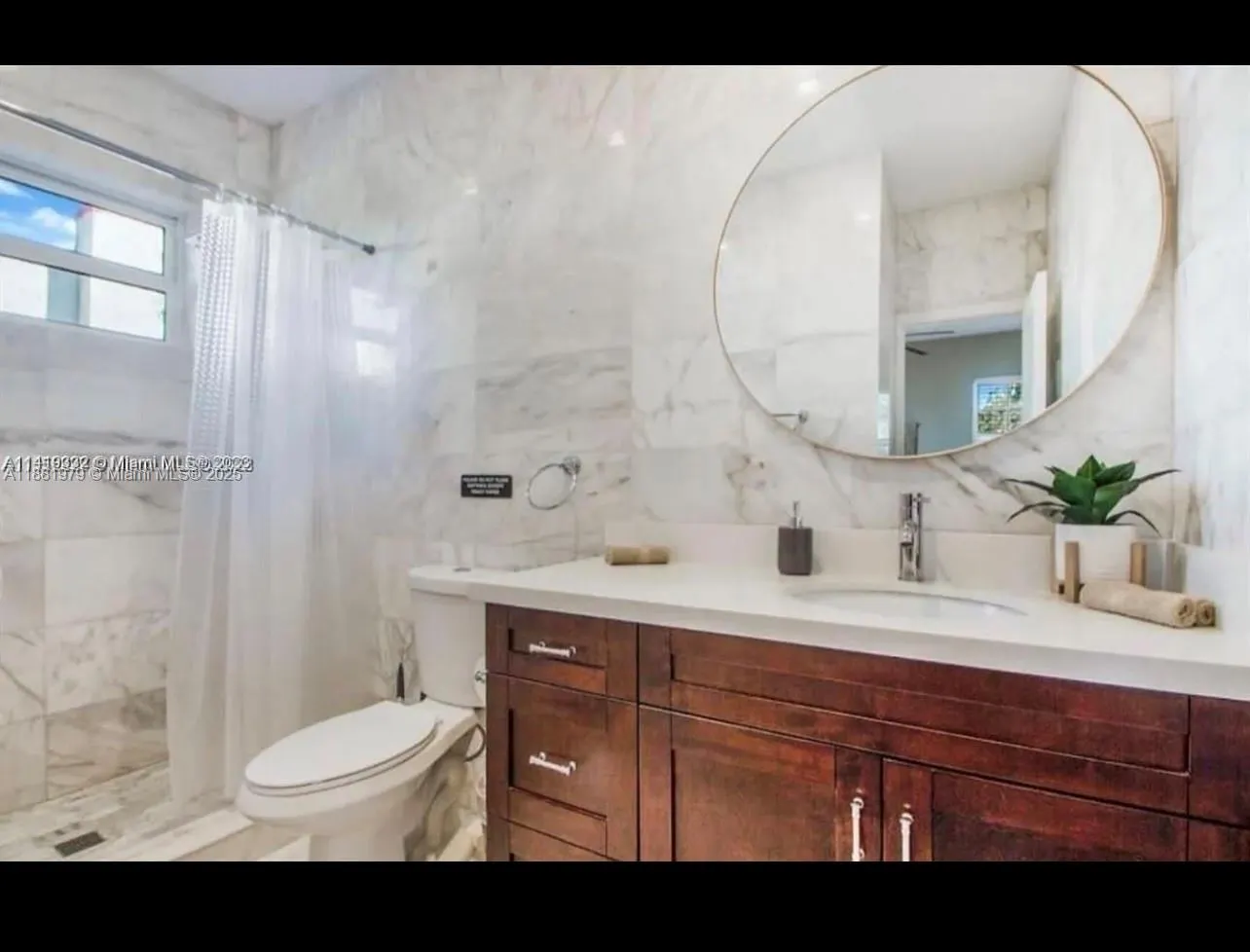 149 NW 48th St