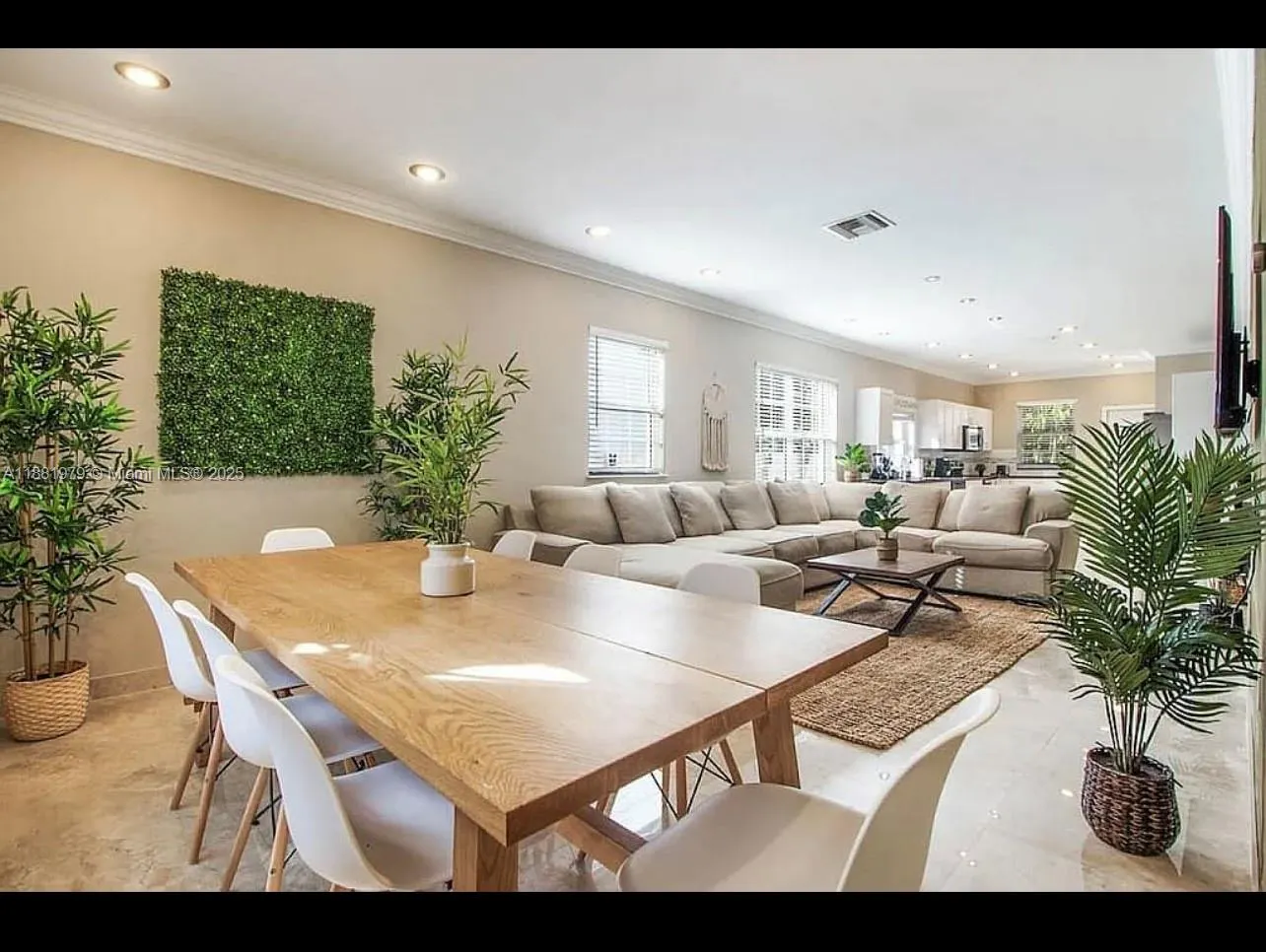 149 NW 48th St