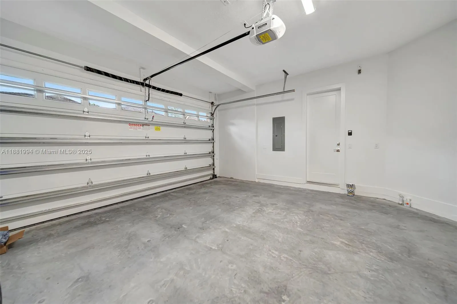 1454 NW 23rd Ave
