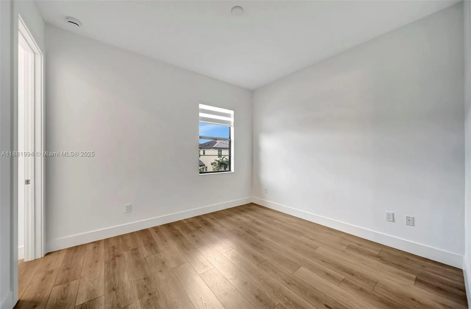 1454 NW 23rd Ave