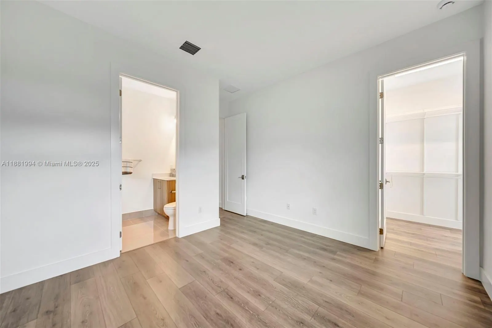 1454 NW 23rd Ave