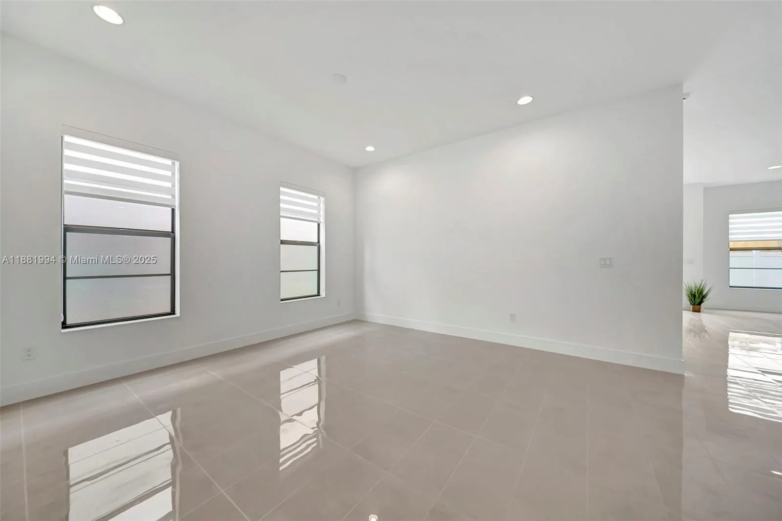 1454 NW 23rd Ave