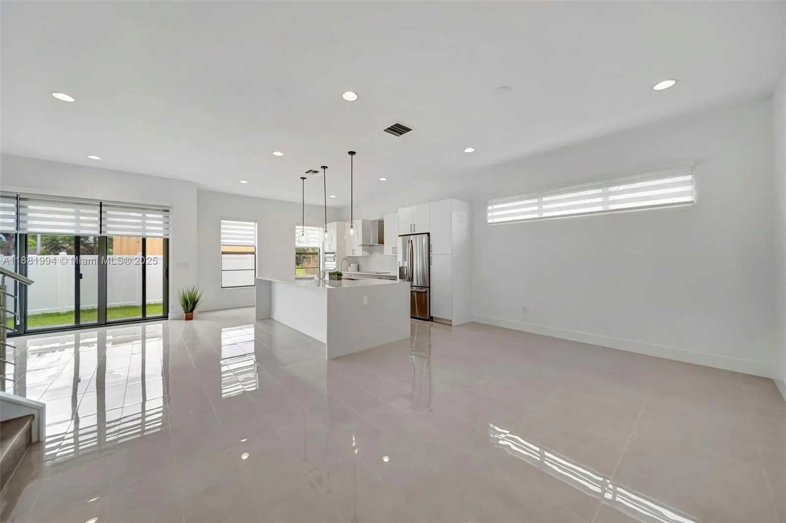 1454 NW 23rd Ave