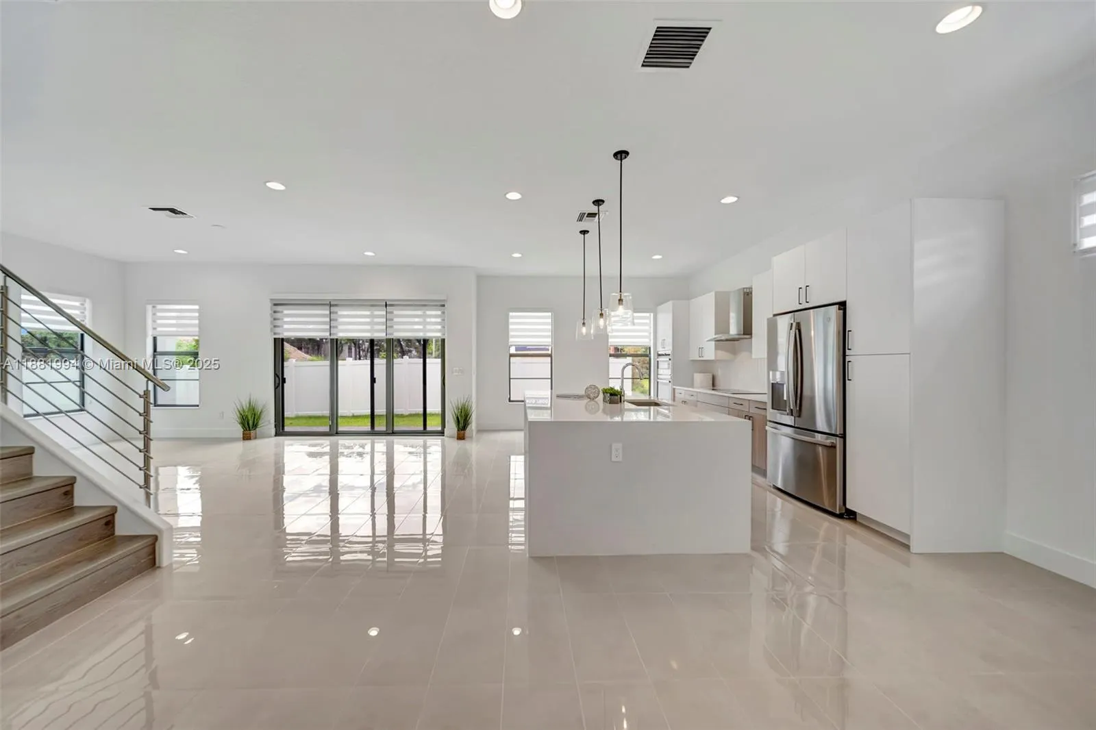1454 NW 23rd Ave