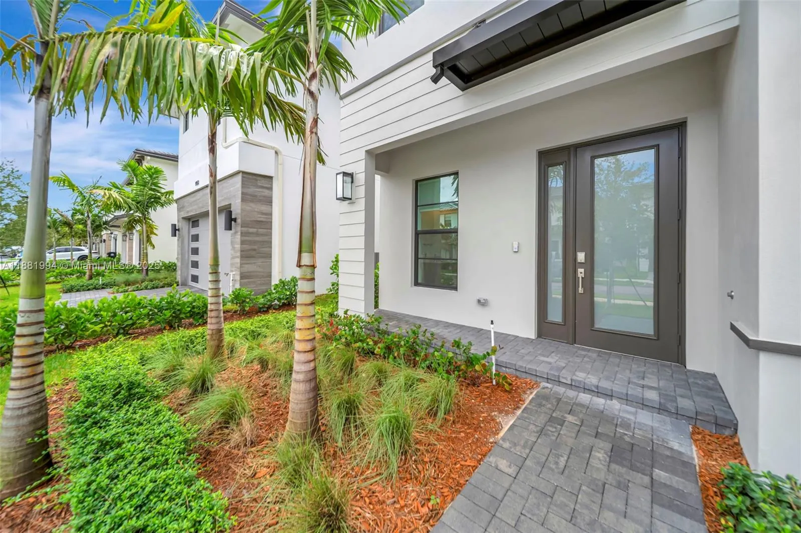 1454 NW 23rd Ave