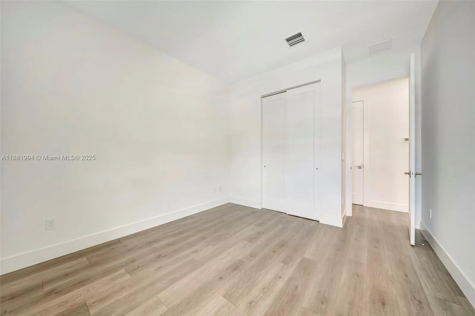 1454 NW 23rd Ave