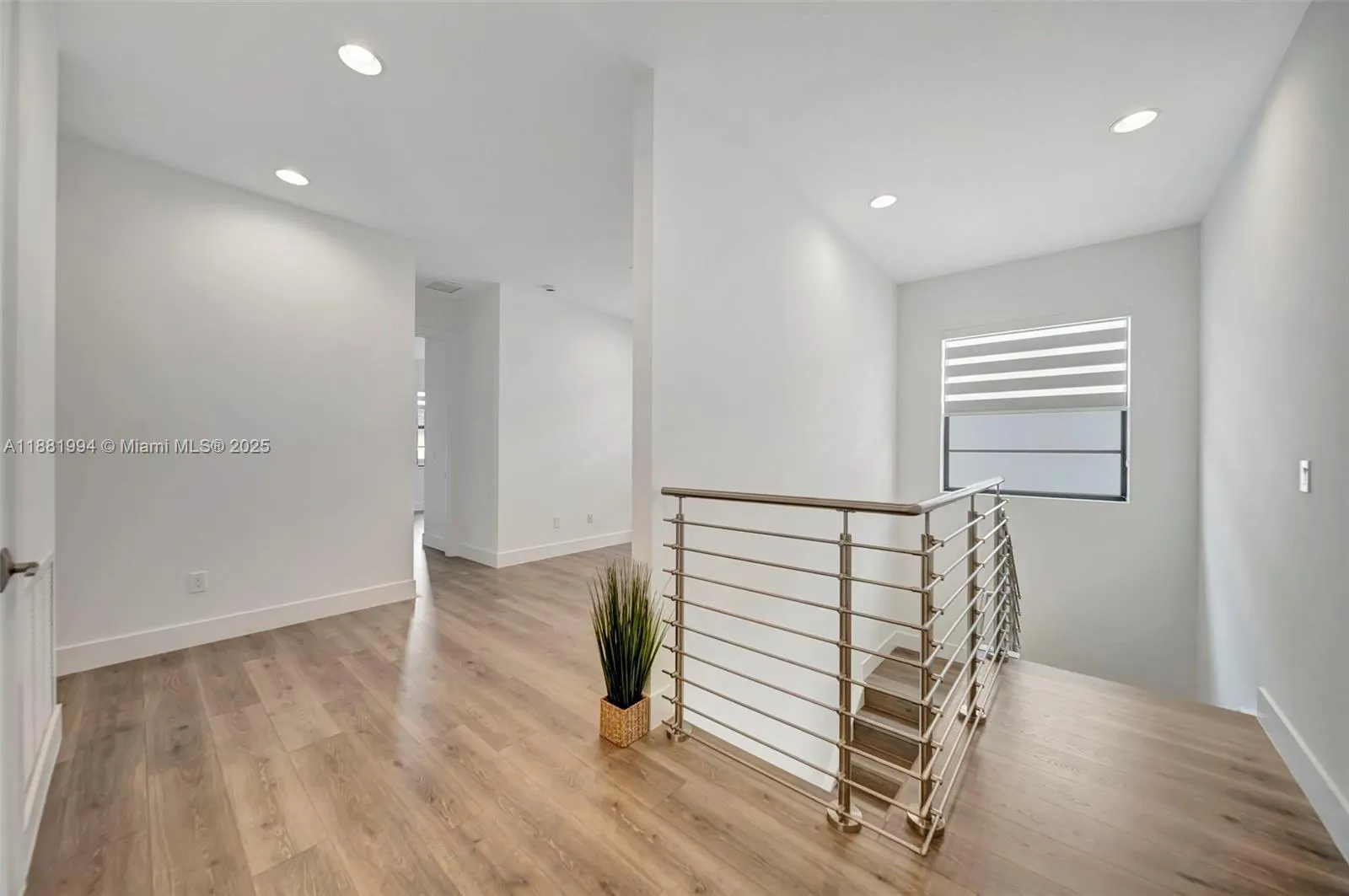 1454 NW 23rd Ave