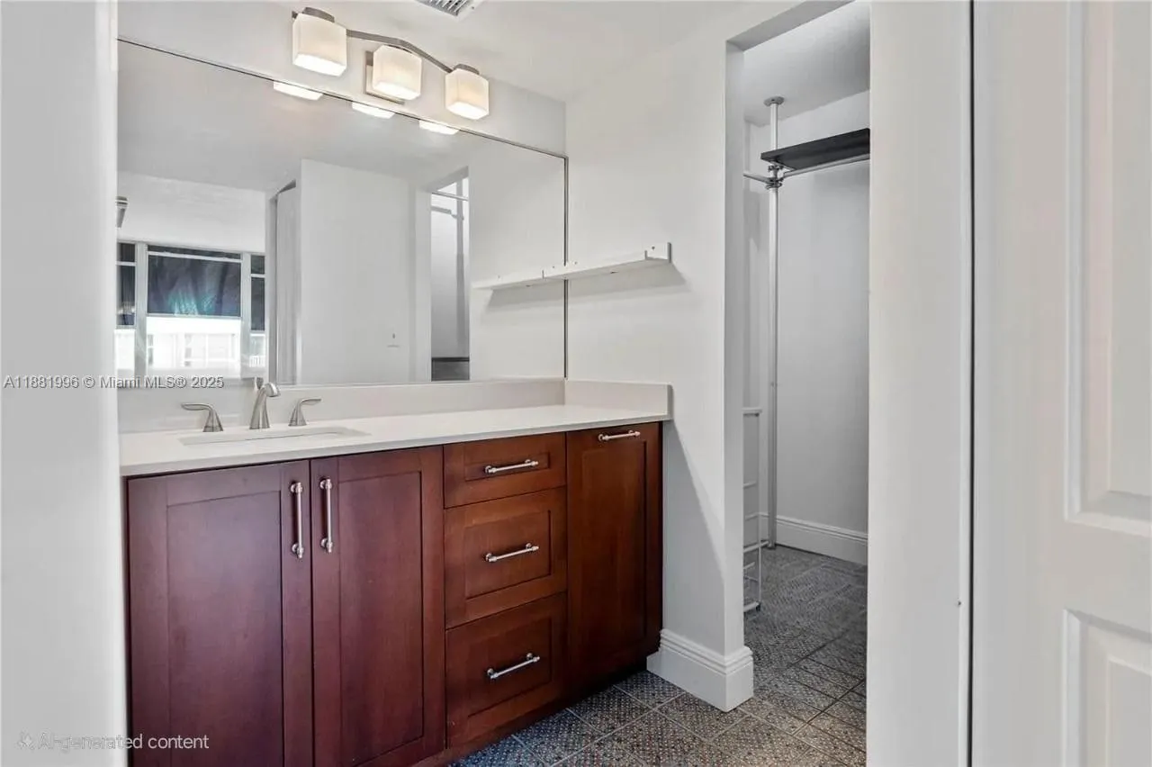 16570 NE 26th Ave, #6B