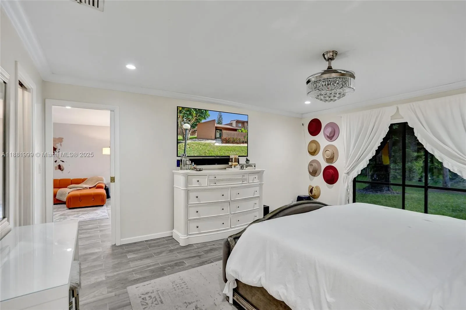 6188 pine tree lane
