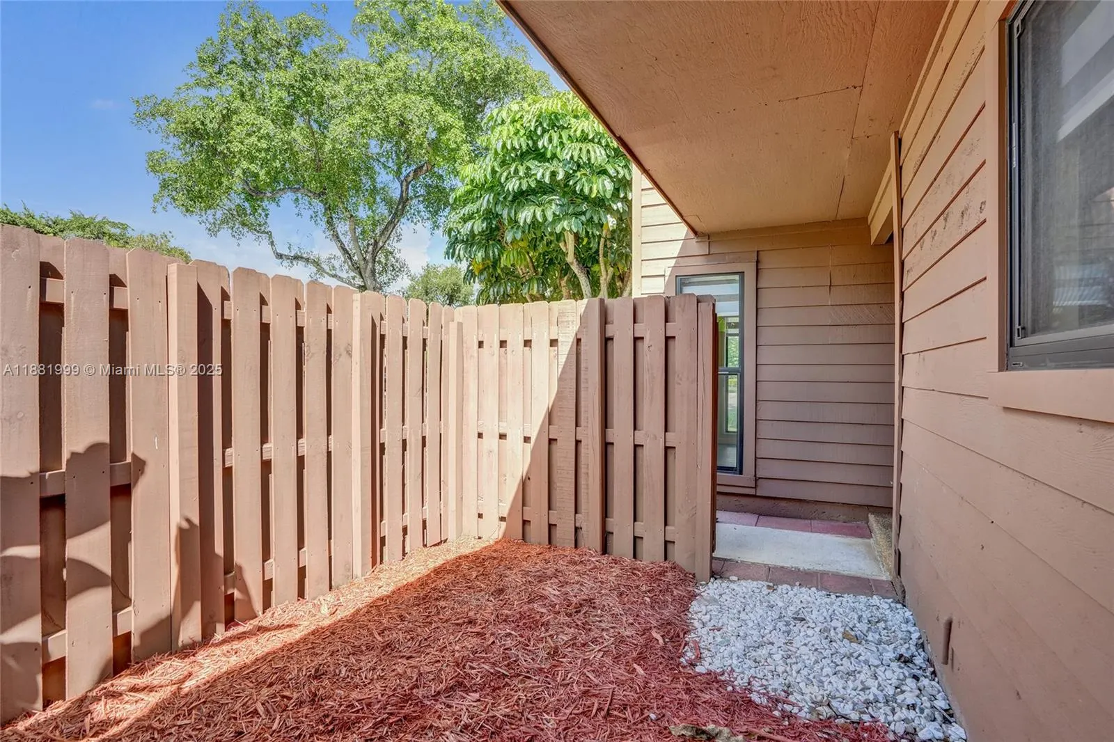 6188 pine tree lane