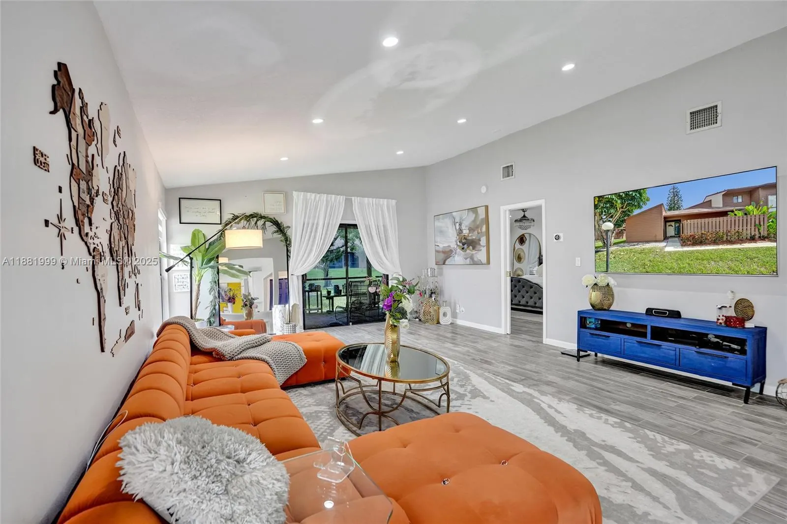 6188 pine tree lane