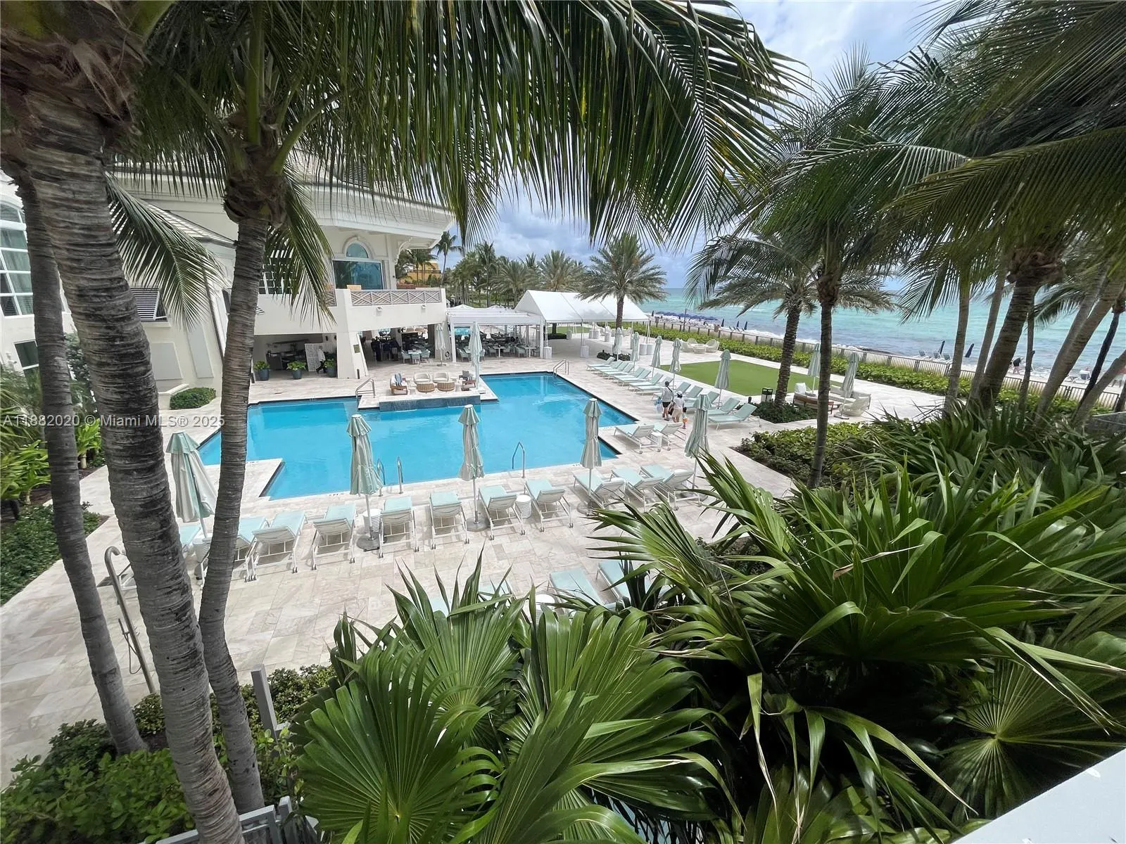 16047 Collins Ave, #404
