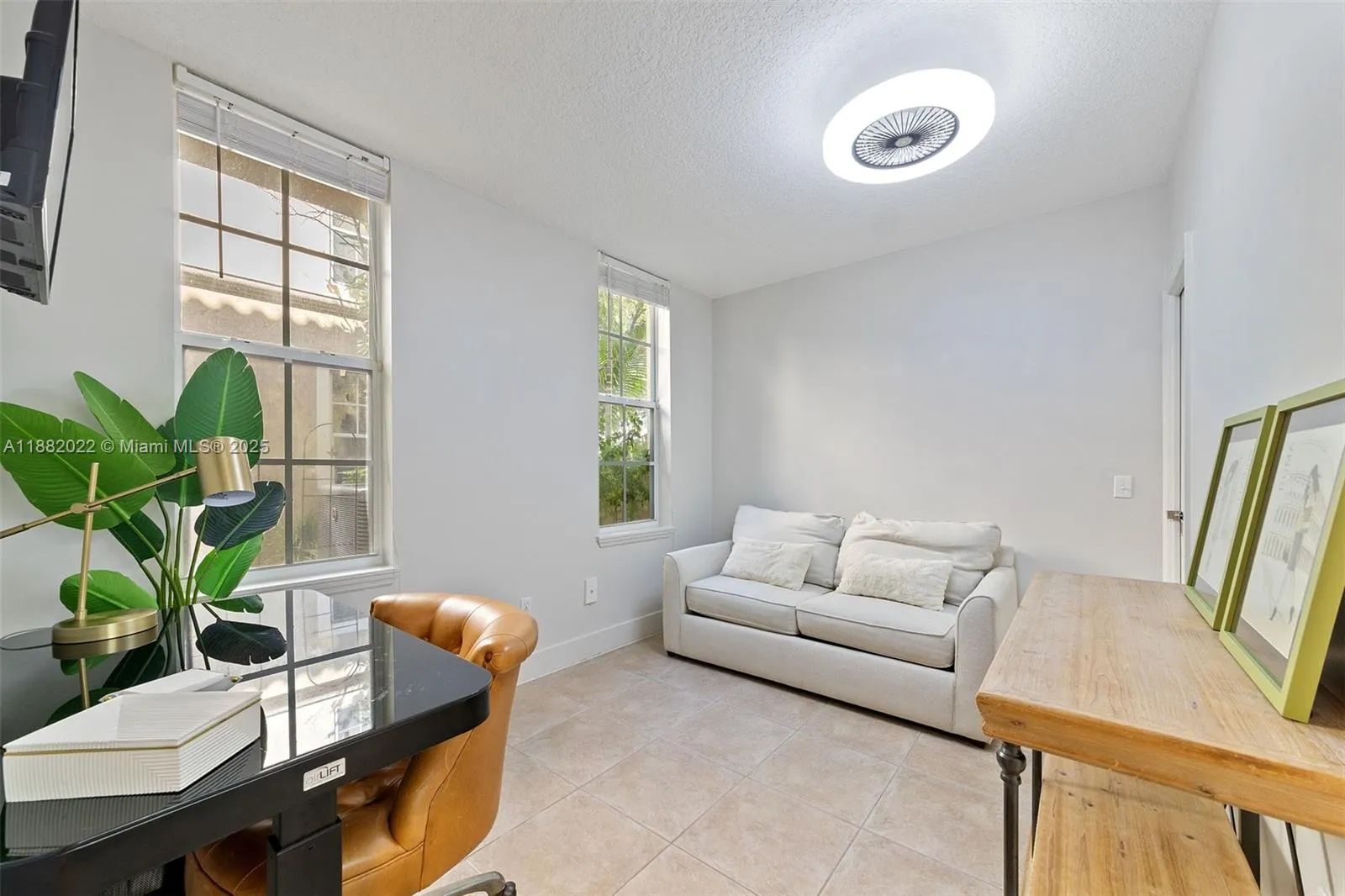 2067 S Ocean Dr, #TH5