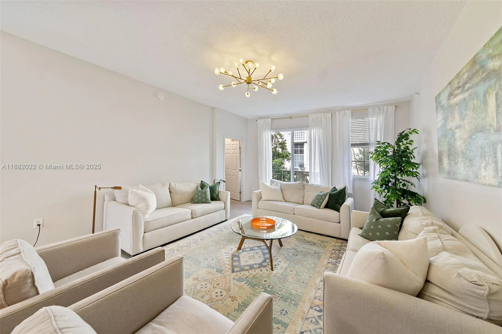 2067 S Ocean Dr, #TH5