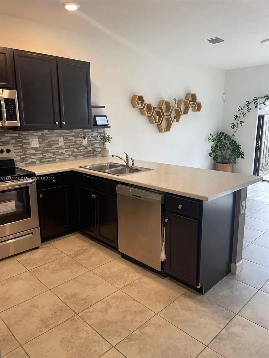 11374 SW 254th Ter
