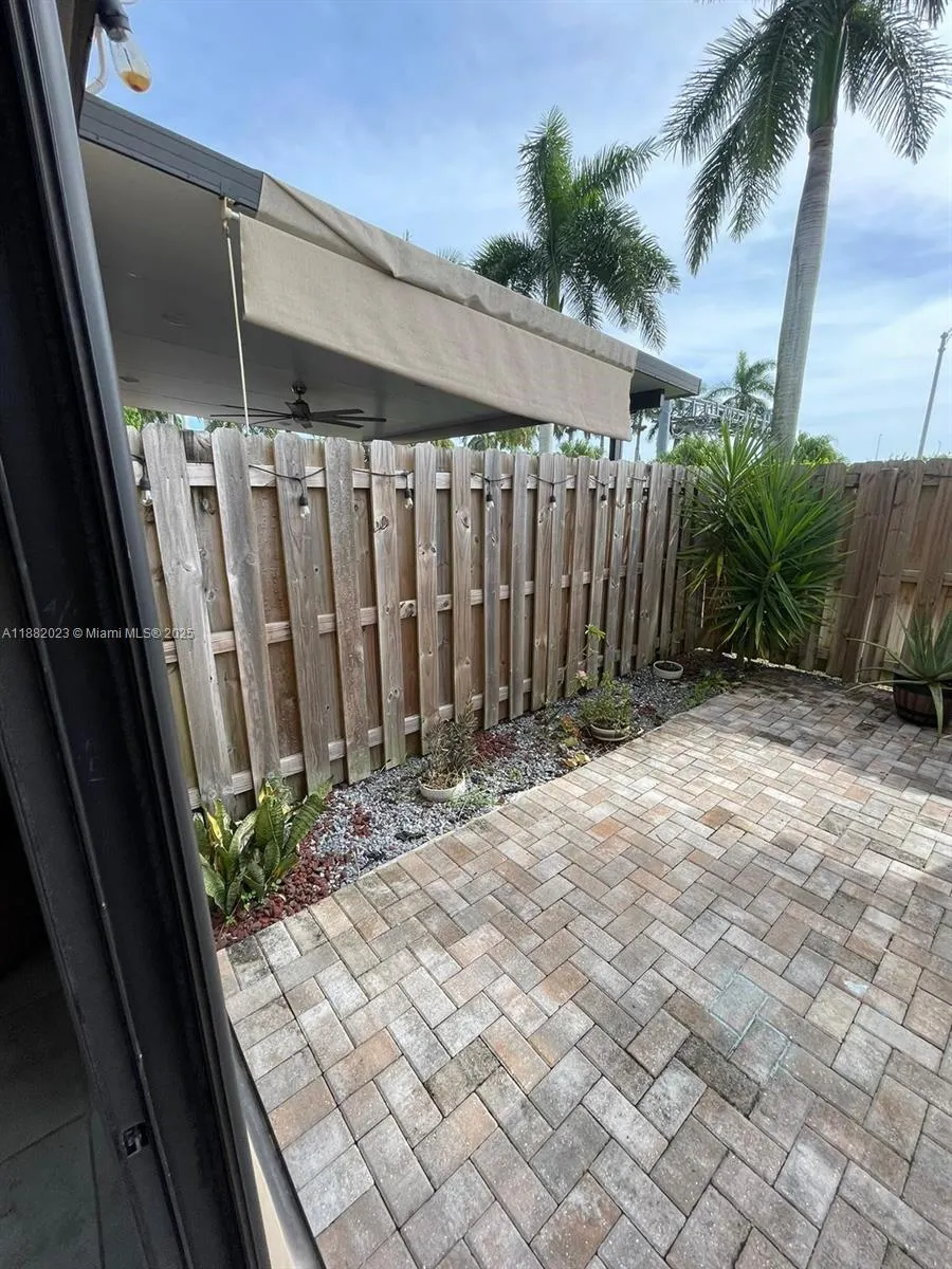 11374 SW 254th Ter