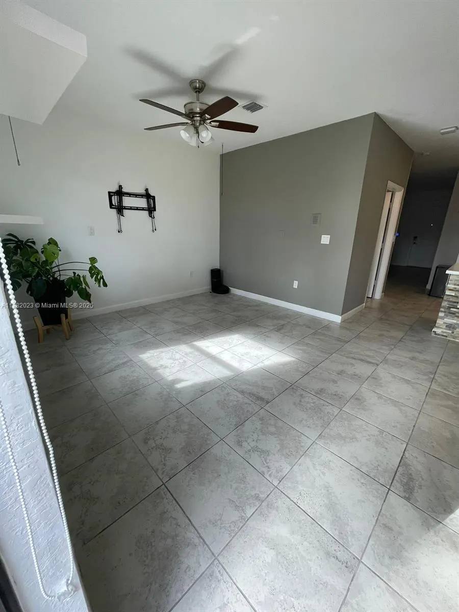 11374 SW 254th Ter