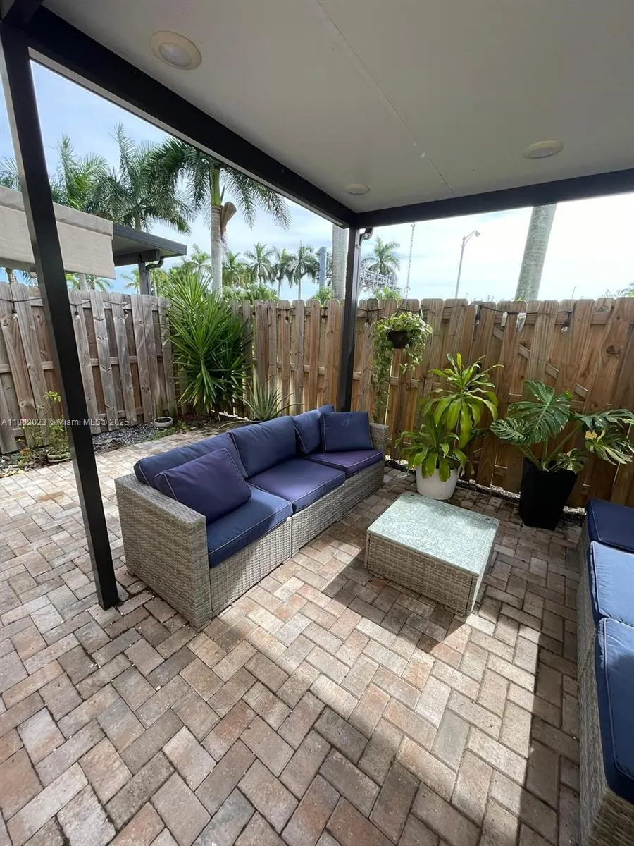 11374 SW 254th Ter