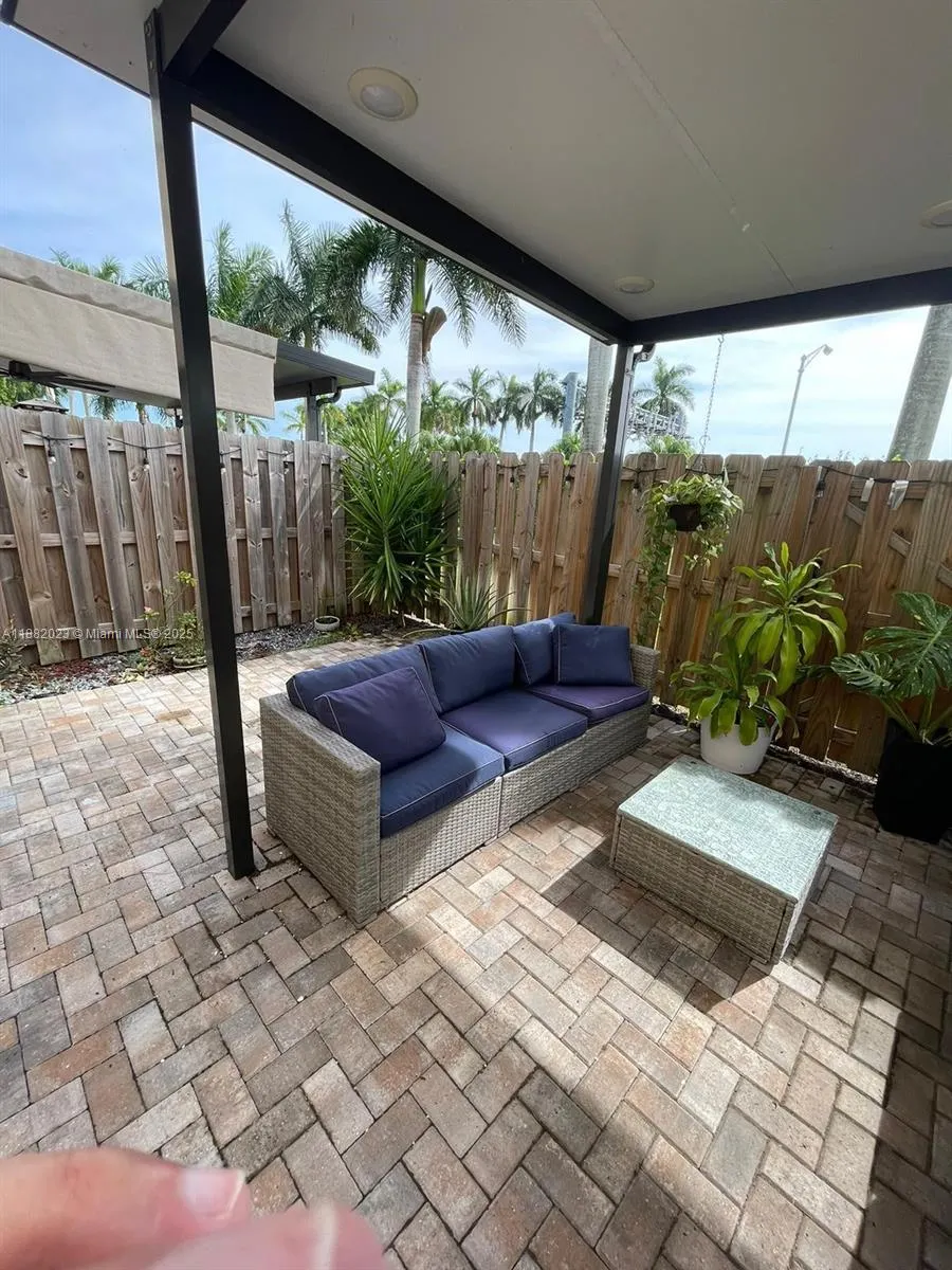 11374 SW 254th Ter