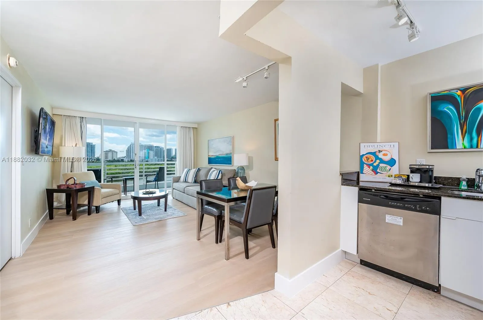 2670 E Sunrise Blvd, #724