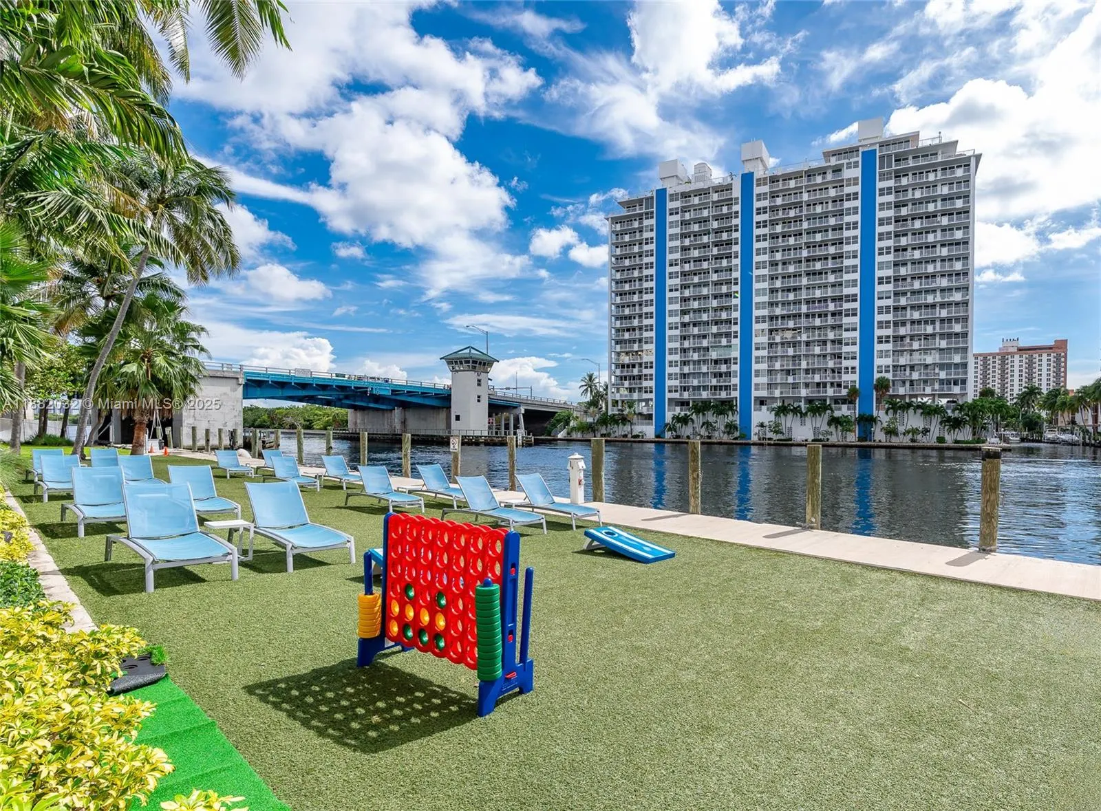 2670 E Sunrise Blvd, #724
