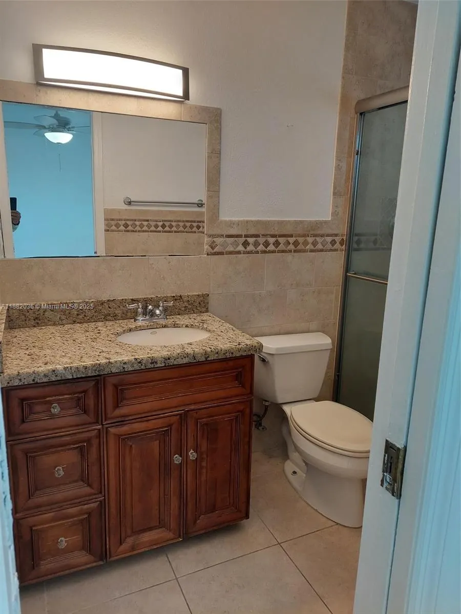 1818 Rodman St, #4C