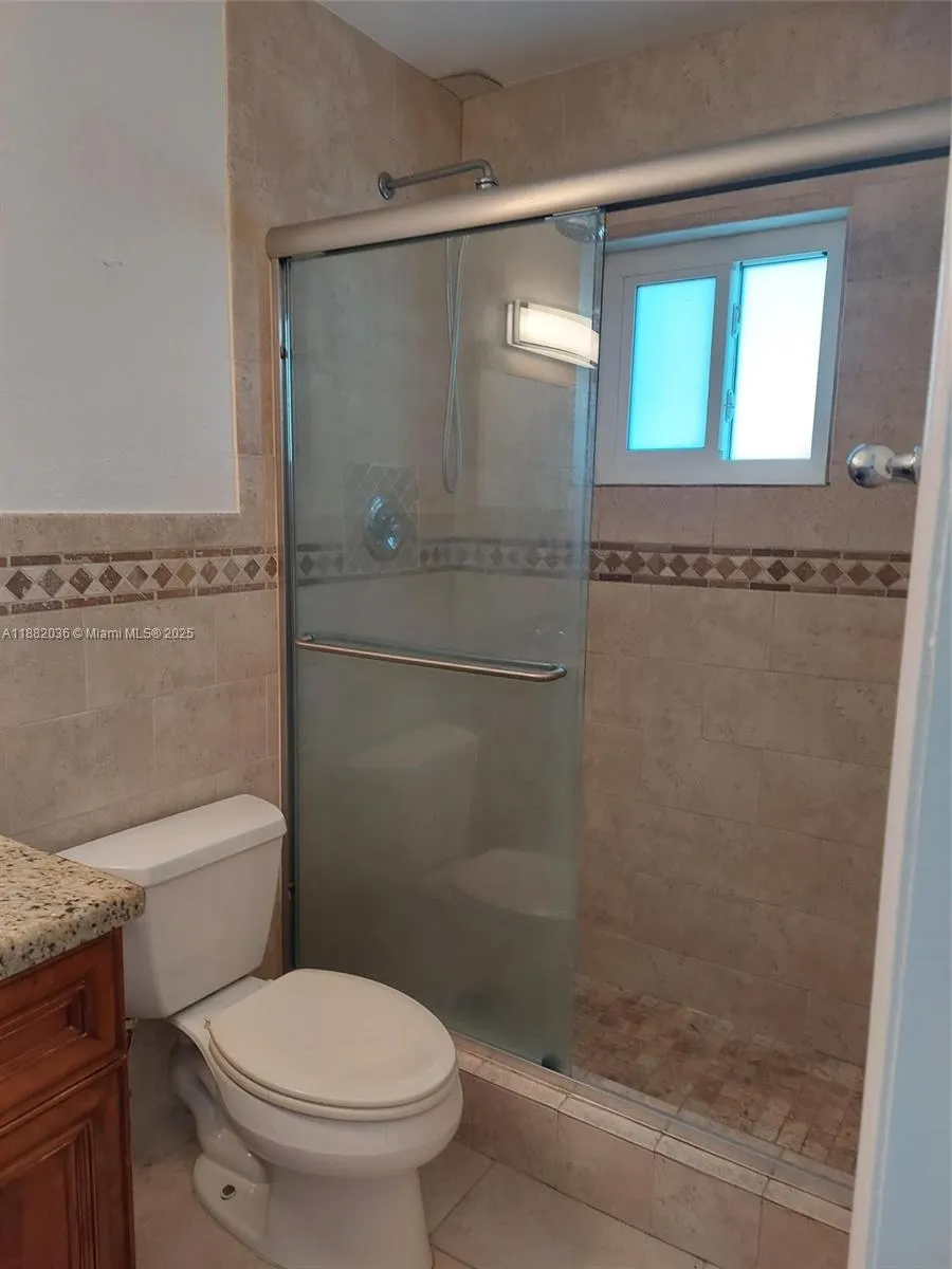 1818 Rodman St, #4C