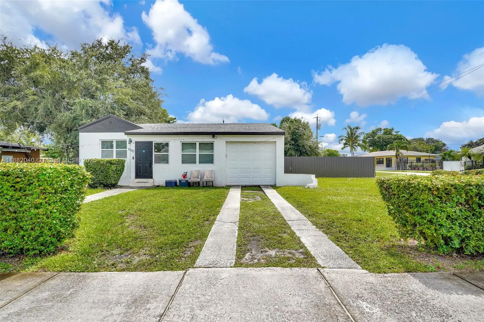 1090 NW 77th St