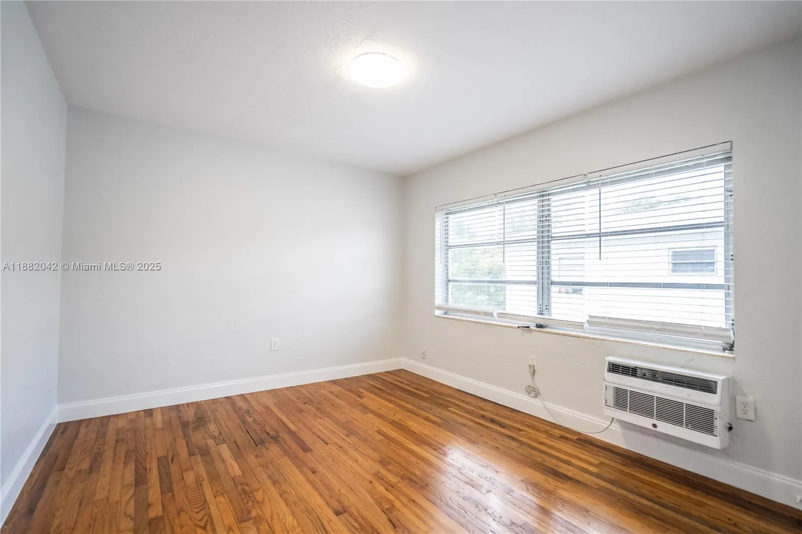 437 NE 82 ST, #22