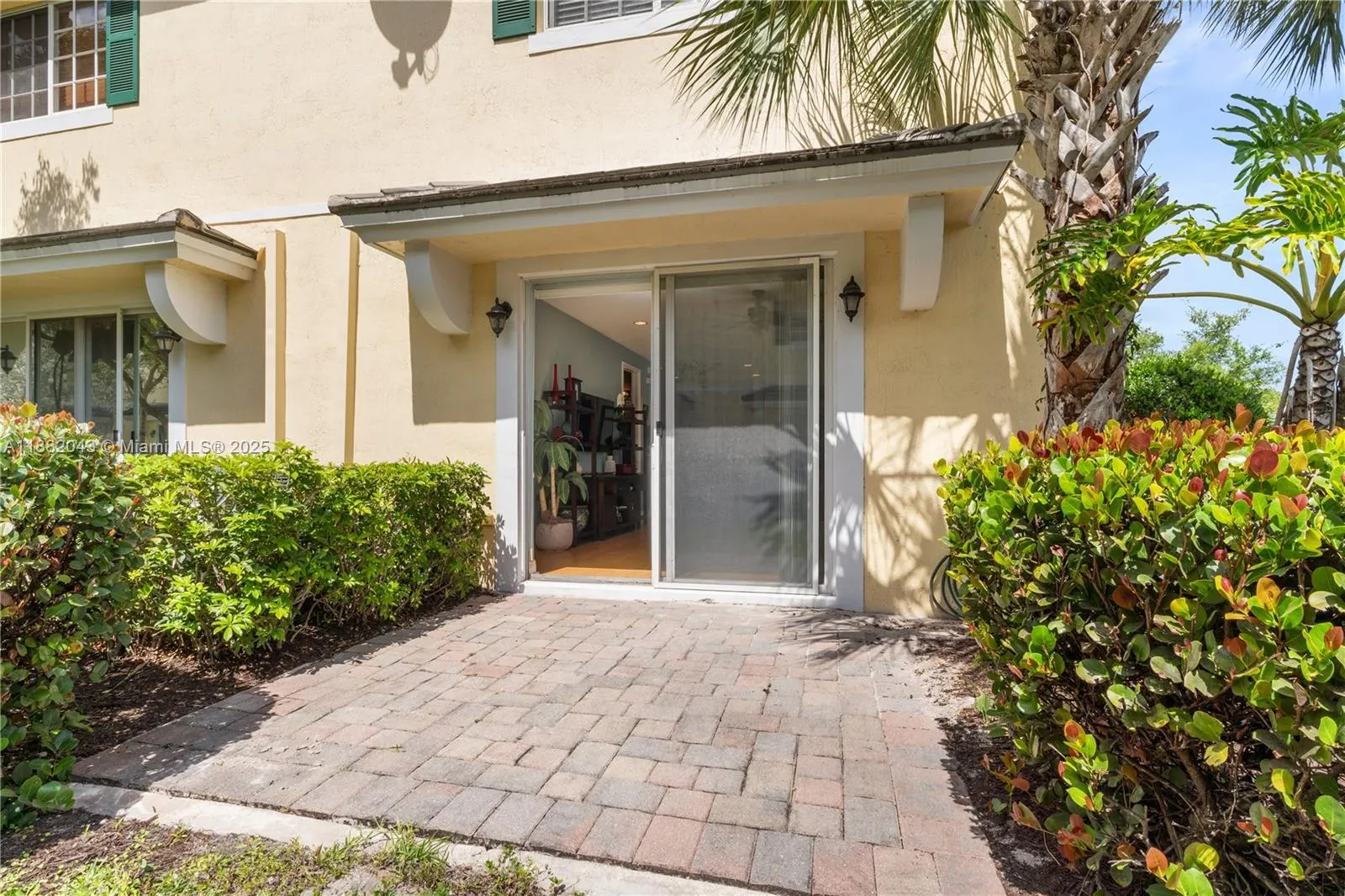 7702 Paddock Pl, #7702