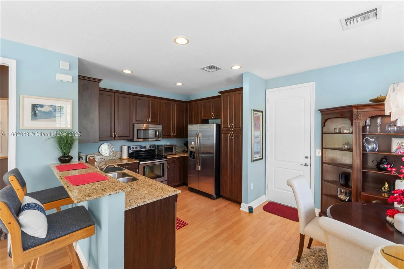 7702 Paddock Pl, #7702