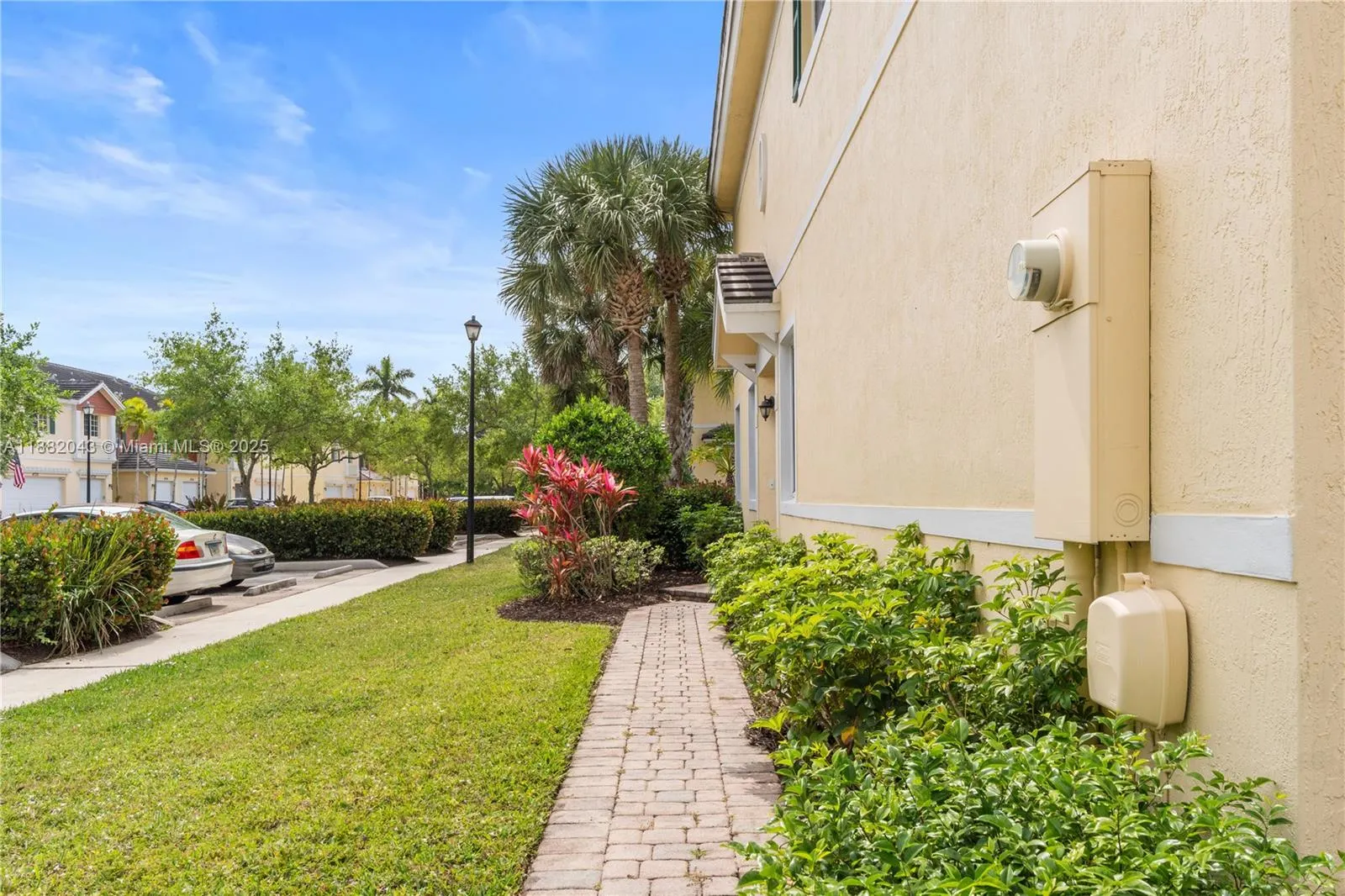 7702 Paddock Pl, #7702